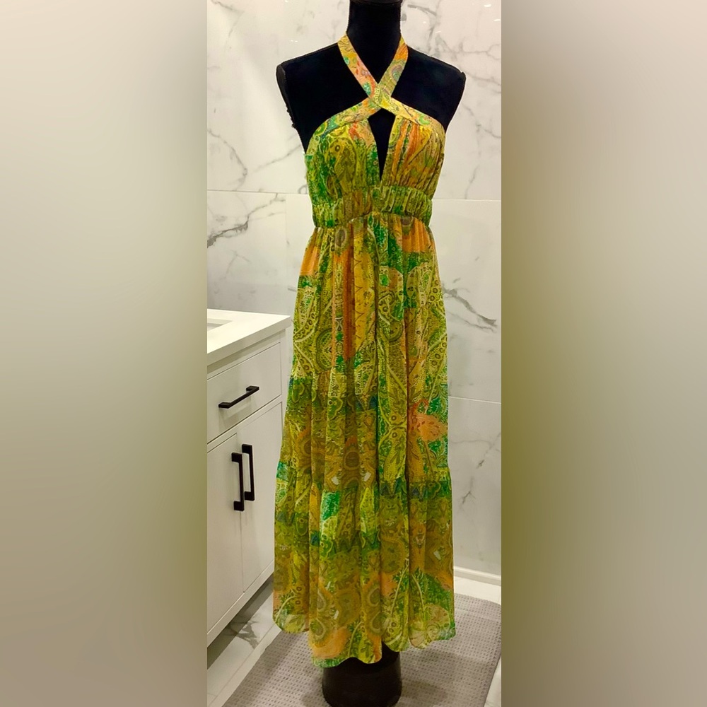 Pretty summer dress 💚💛🧡